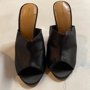 Bamboo Womens High Heel Shoe Size 9 OUTOFBOX AS IS